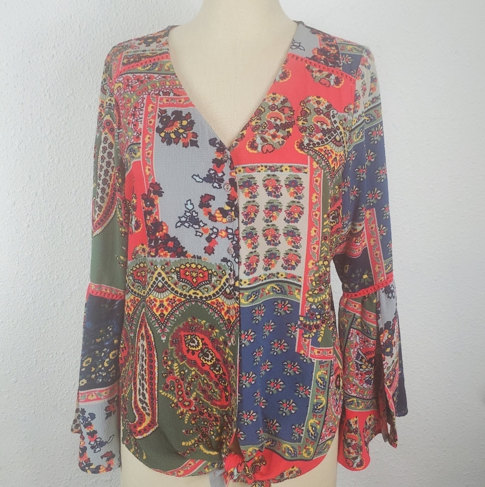 Olive hill floral high low blouse size small